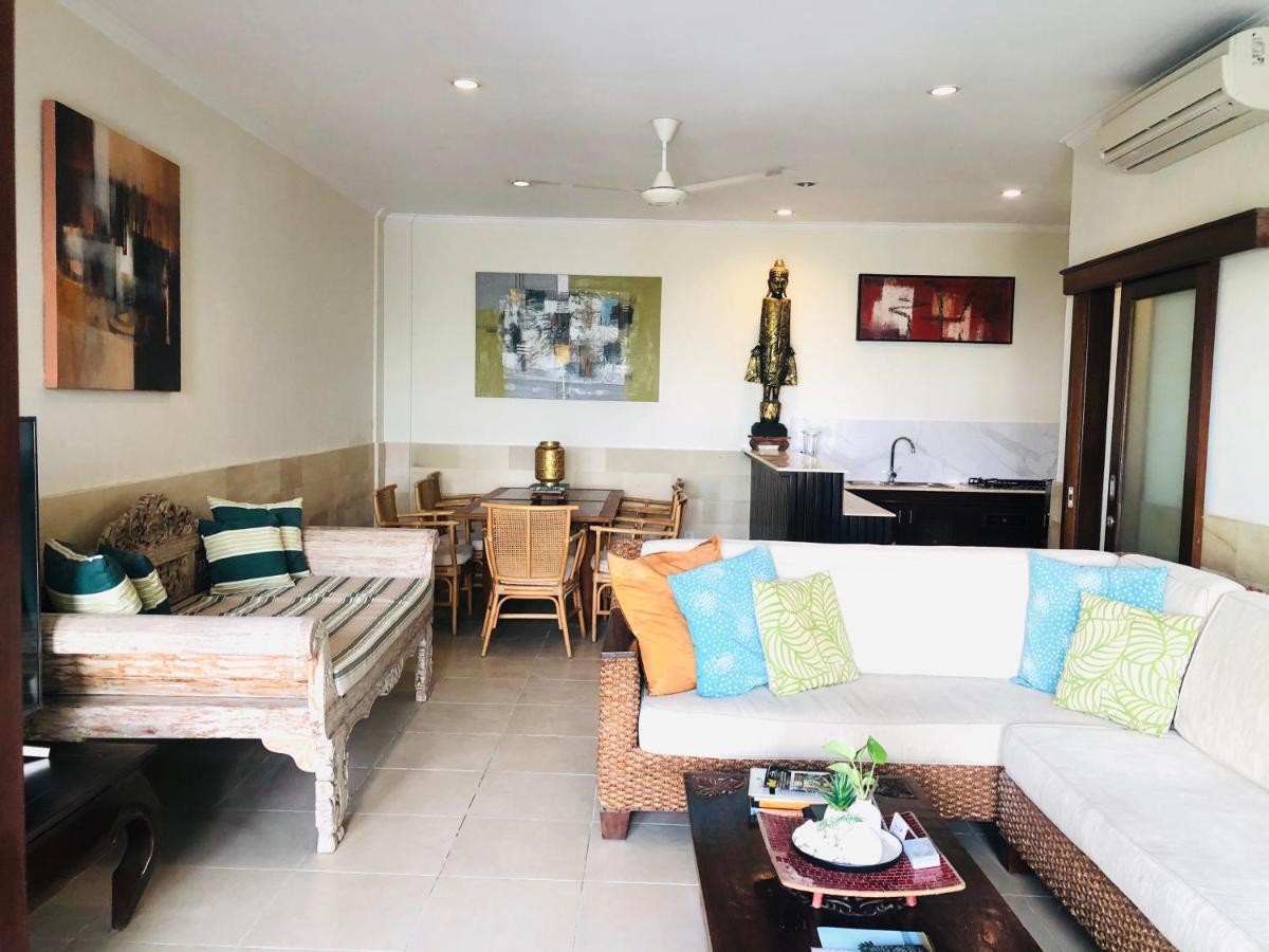 Villa Carissa Seminyak Centre, Bali By Le Ciel Hospitality Екстериор снимка