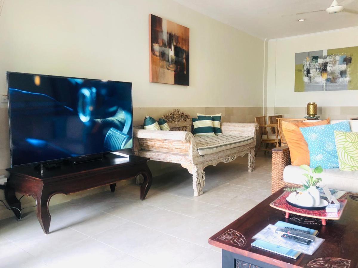 Villa Carissa Seminyak Centre, Bali By Le Ciel Hospitality Екстериор снимка