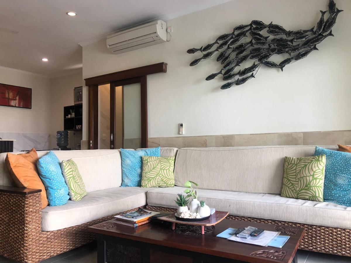 Villa Carissa Seminyak Centre, Bali By Le Ciel Hospitality Екстериор снимка