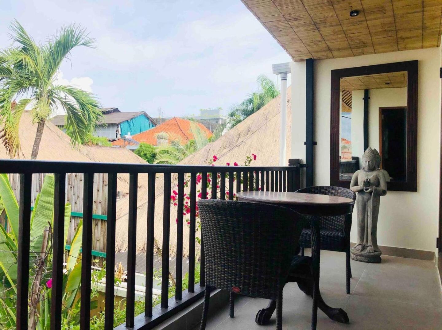 Villa Carissa Seminyak Centre, Bali By Le Ciel Hospitality Екстериор снимка