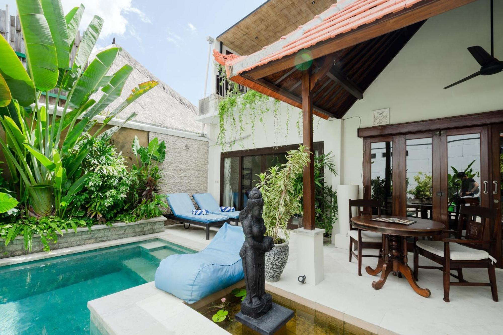 Villa Carissa Seminyak Centre, Bali By Le Ciel Hospitality Екстериор снимка