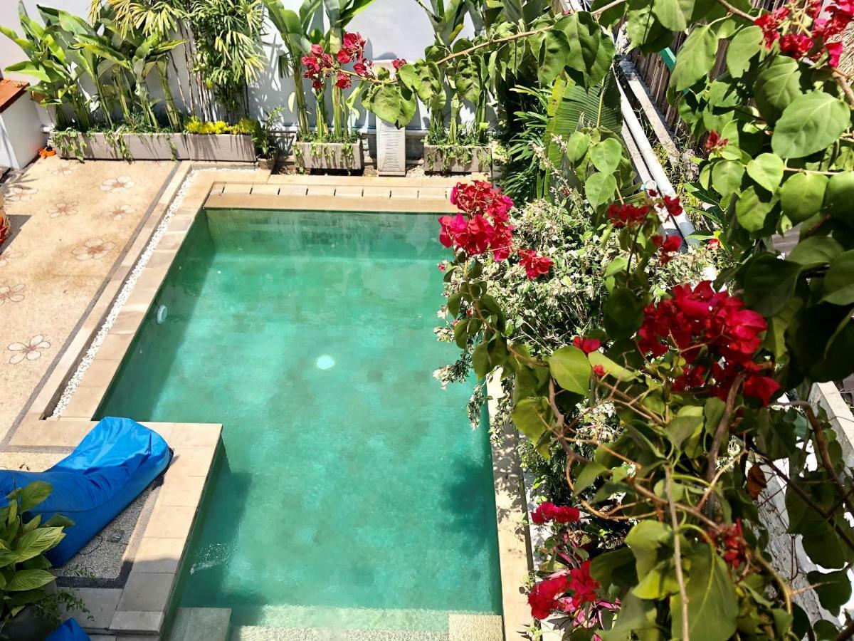 Villa Carissa Seminyak Centre, Bali By Le Ciel Hospitality Екстериор снимка