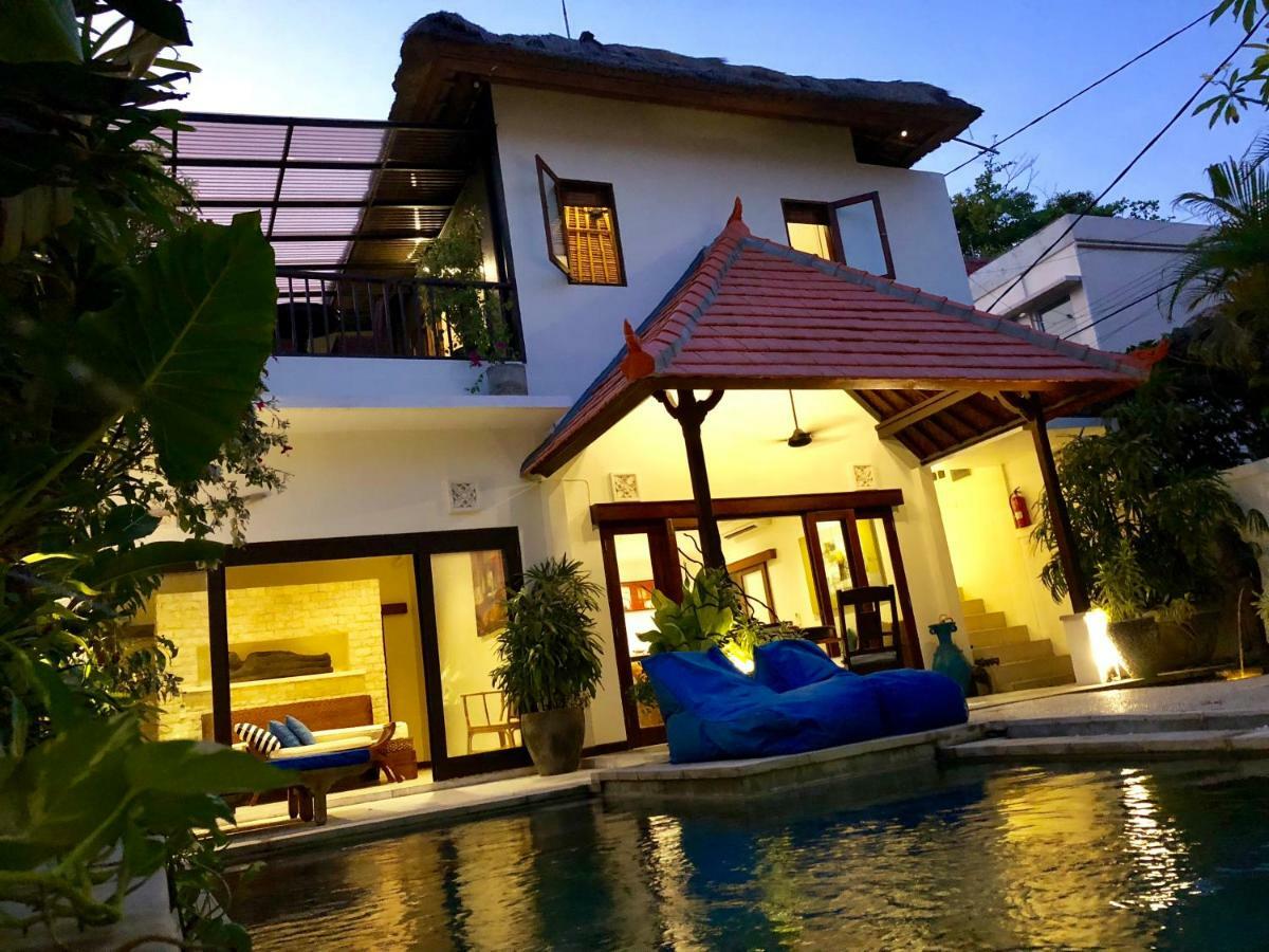Villa Carissa Seminyak Centre, Bali By Le Ciel Hospitality Екстериор снимка